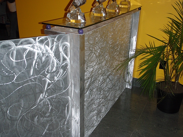 reception desk and custom receptionist desk in aluminum