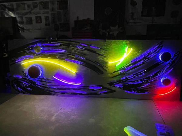 lighted up art,light art,Neon art,Neon and LED