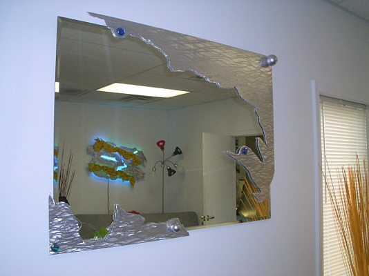 mirror in contemporary mirror style,mirros